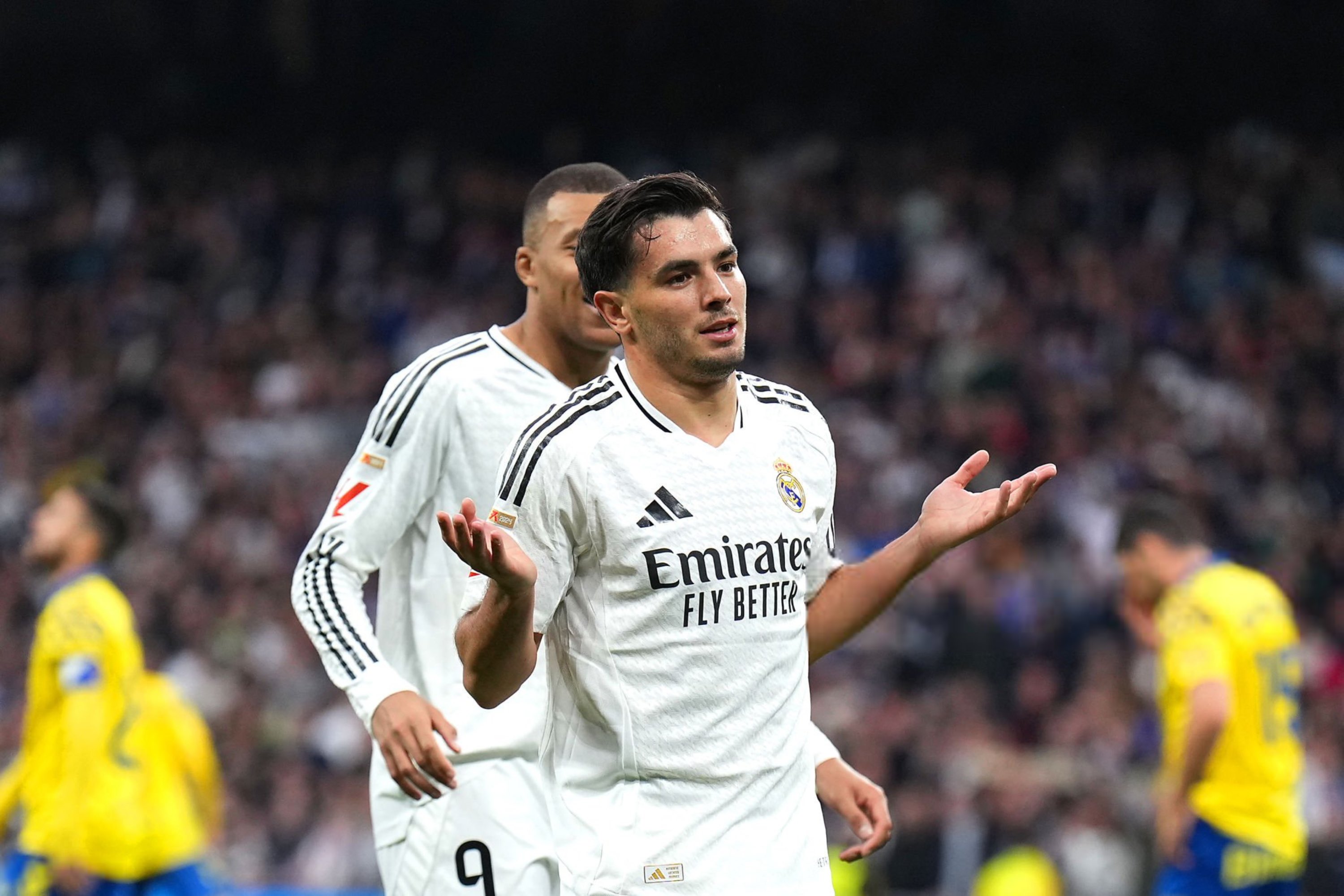 蒂姆巅峰对决，德罗巴与50激战西班牙队分钟，挺进下一轮胜负难料！的简单介绍九游棋牌官网入口