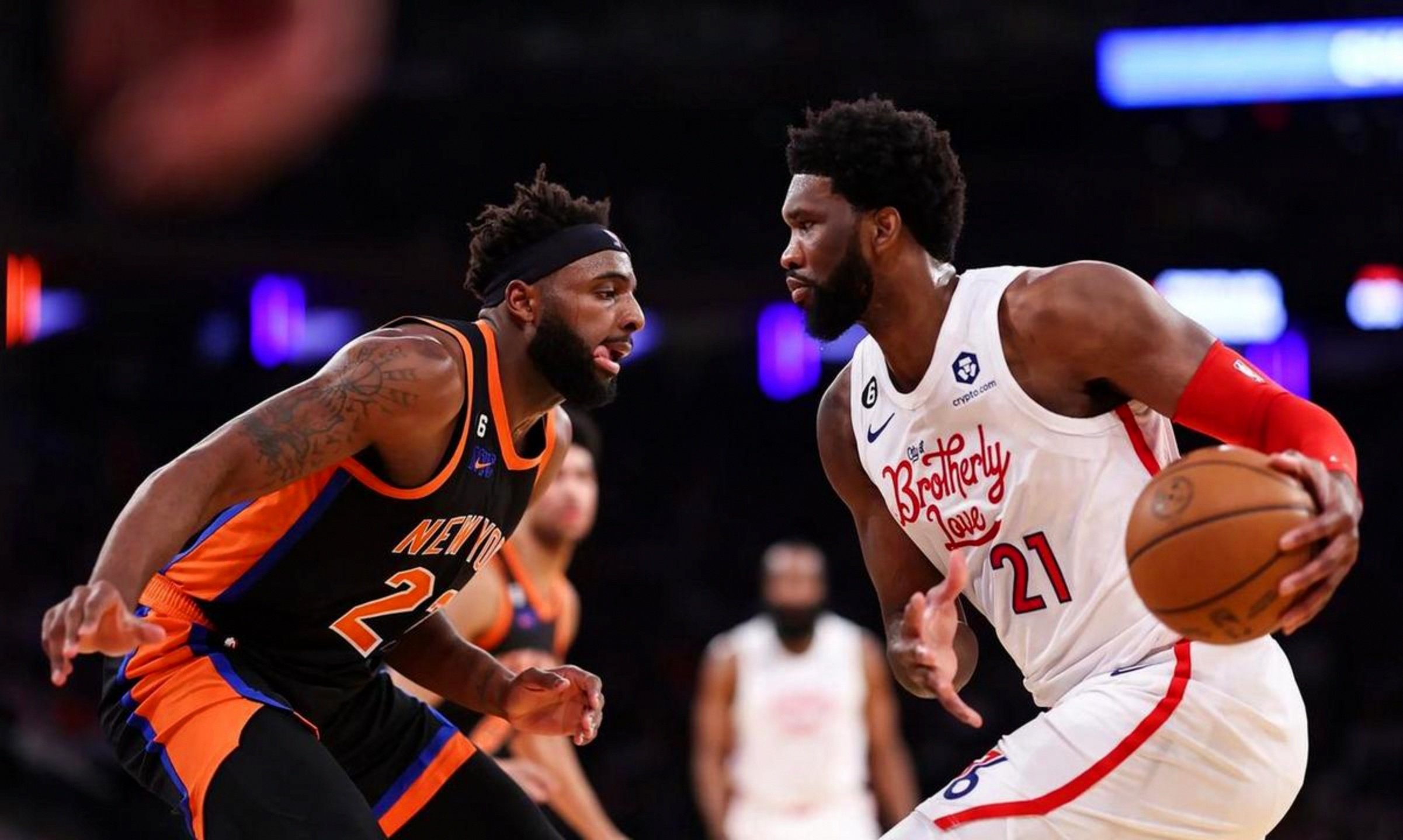 关键时刻荷甲焦点战，纽约尼克斯外线爆发，管理层满意，控场能力受关注的简单介绍