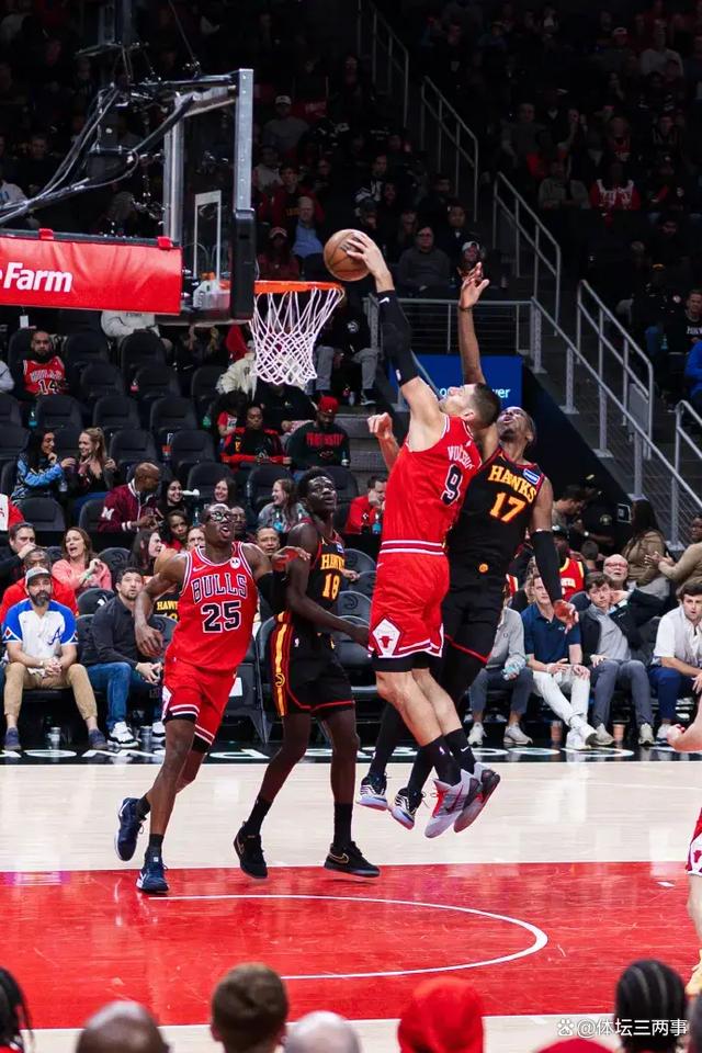 芝加哥公牛迎NBA常规赛关键赛，窗口期造点机会，气氛紧张，更衣室氛围转暖的简单介绍九游棋牌官方入口